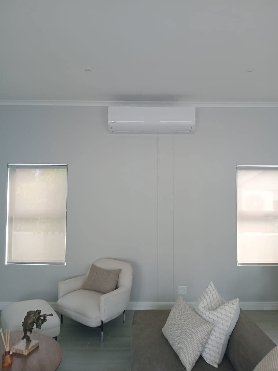 Clean install in a modern lounge