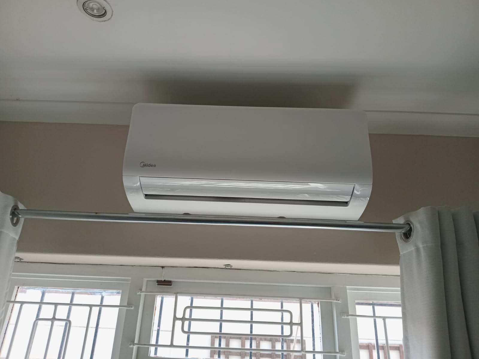 Clean home aircon install